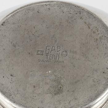 Jacob Ängman, vaser, ett par, tenn, funkis, GAB, 1936-37.