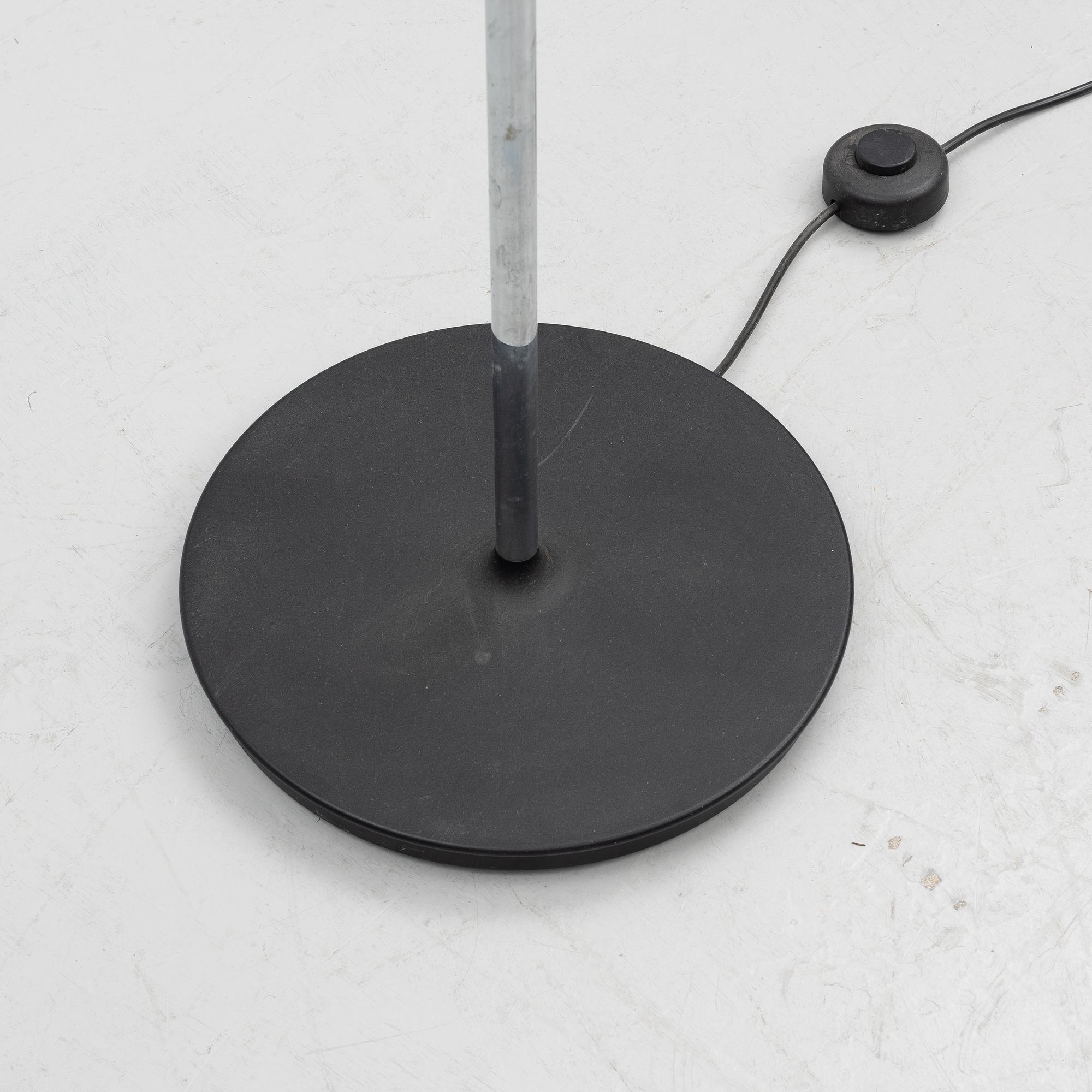 Poul Henningsen, floor lamp, "PH80", Louis Poulsen, Denmark.