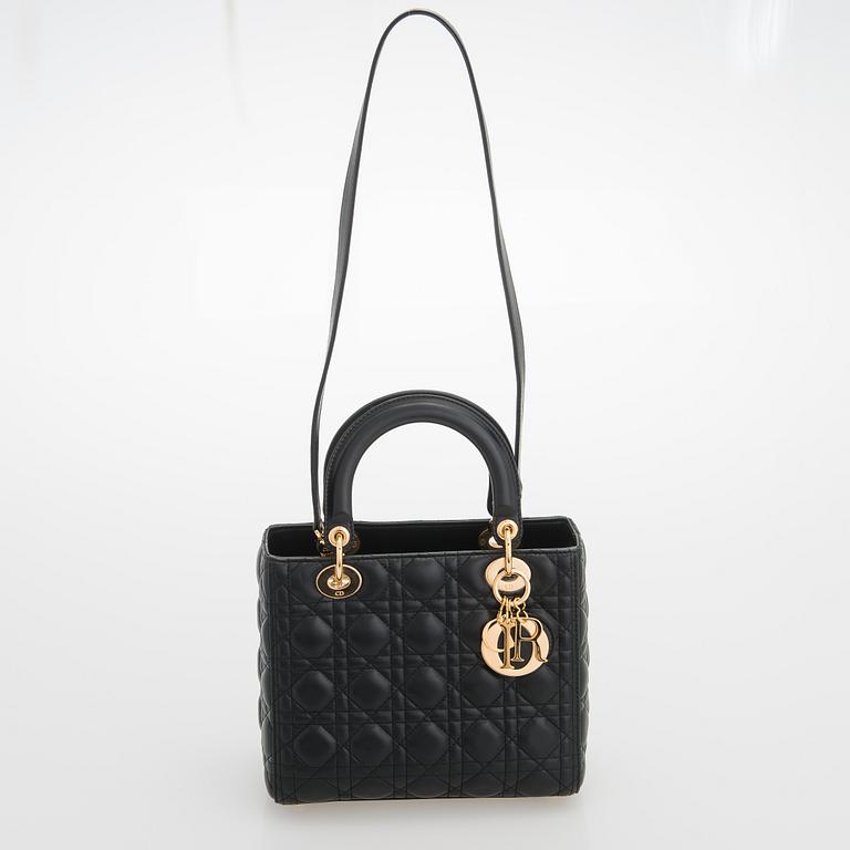 Christian Dior, "Lady Dior medium", väska.