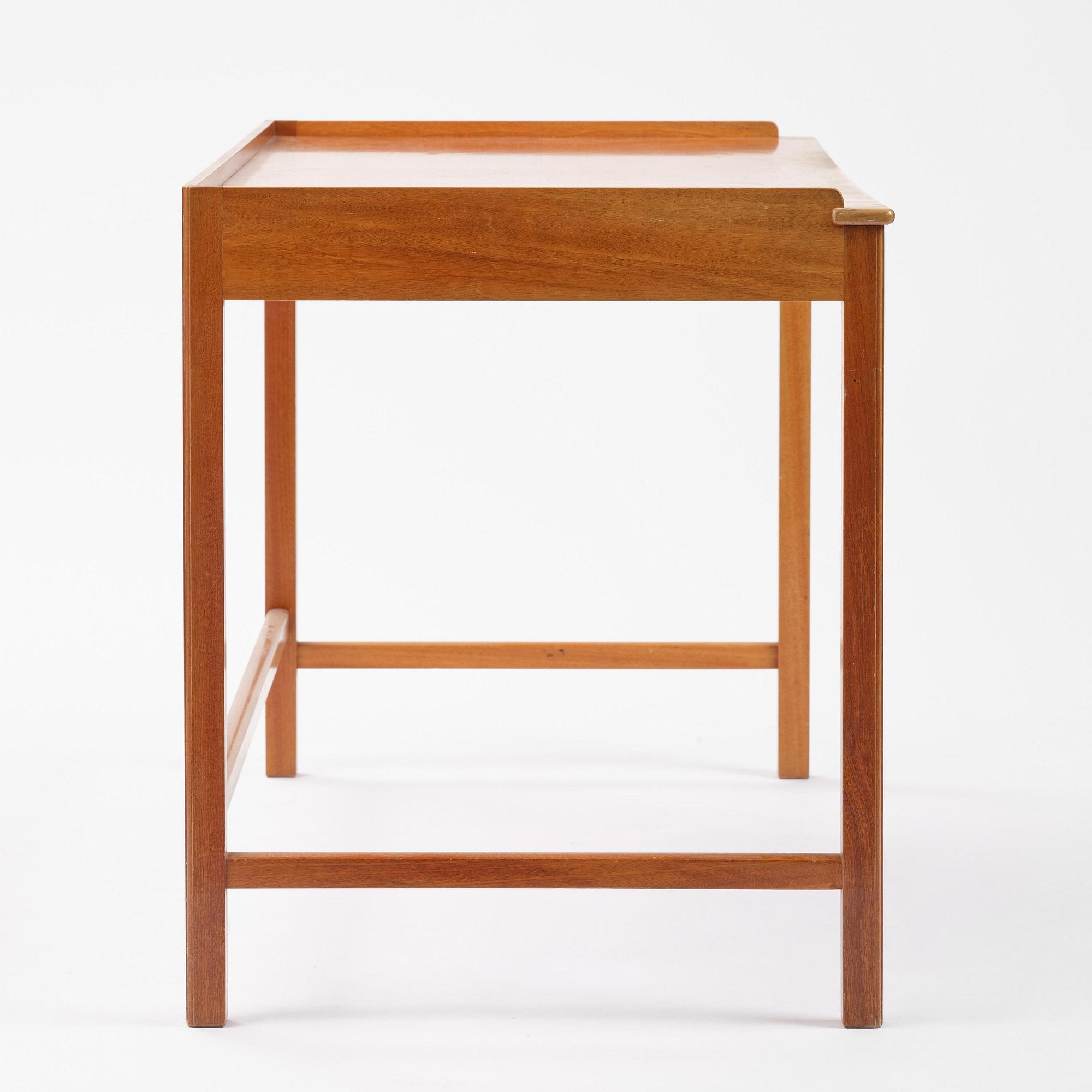 Josef Frank, skrivbord, variant av modell B 2115, Firma Svenskt Tenn, 1900-talets mitt.