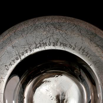 VAS, glas, Vicke Lindstrand, Orrefors, 1900-talets första hälft.