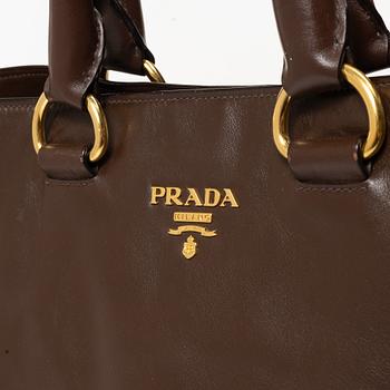 Prada, väska.