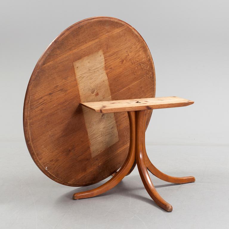 JOSEF FRANK, dining table, model 1020. Firma Svenskt Tenn. Second half of the 20th century.