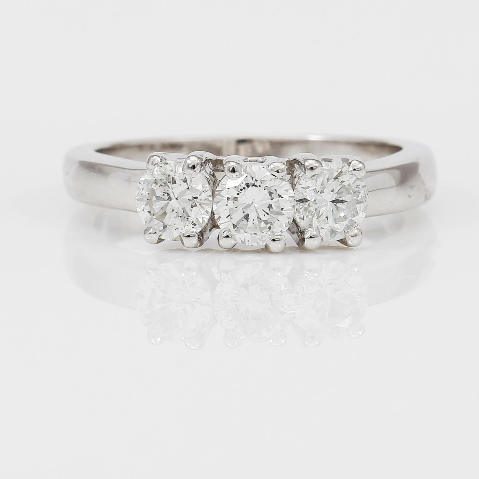 RING, briljantslipade diamanter totalt ca 1,02 ct.