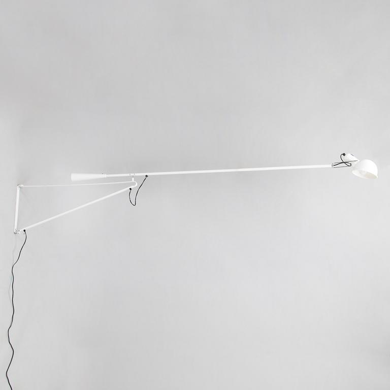 Vägglampa, Paolo Rizzatto, Flos 265, formgiven 1973.