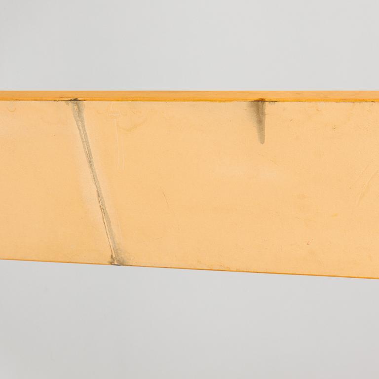 Alvar Aalto, vägghyllor, 2 st, modell 112/L för O.Y. Huonekalu- ja Rakennustyötehdas A.B 1900-talets mitt.