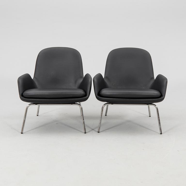Simon Legald, fåtöljer ett par 'Era Lounge Chair Low', Normann Copenhagen, formgiven 2014.