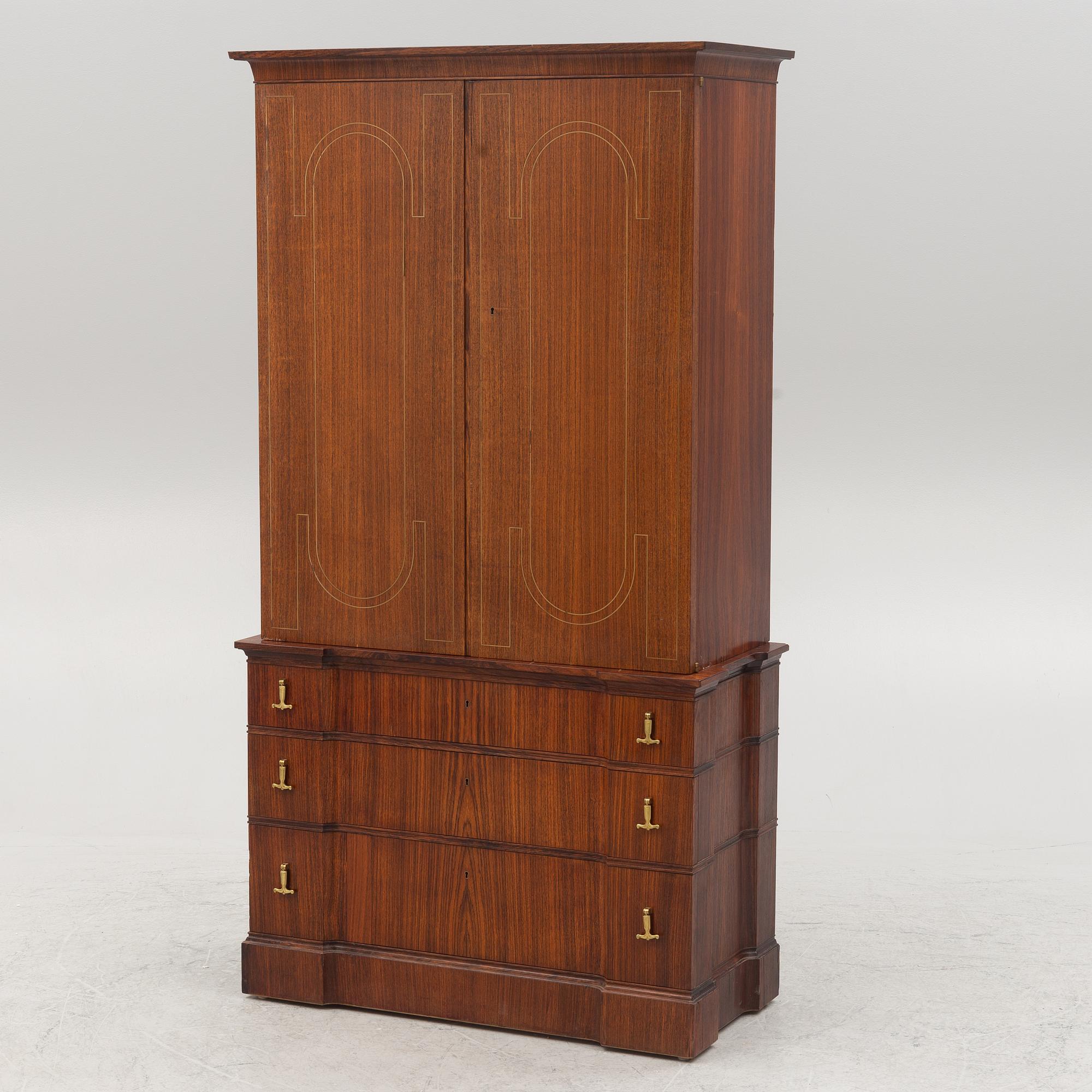 Axel Bäck, skåp, Eksjö, signerat och daterat 1950.