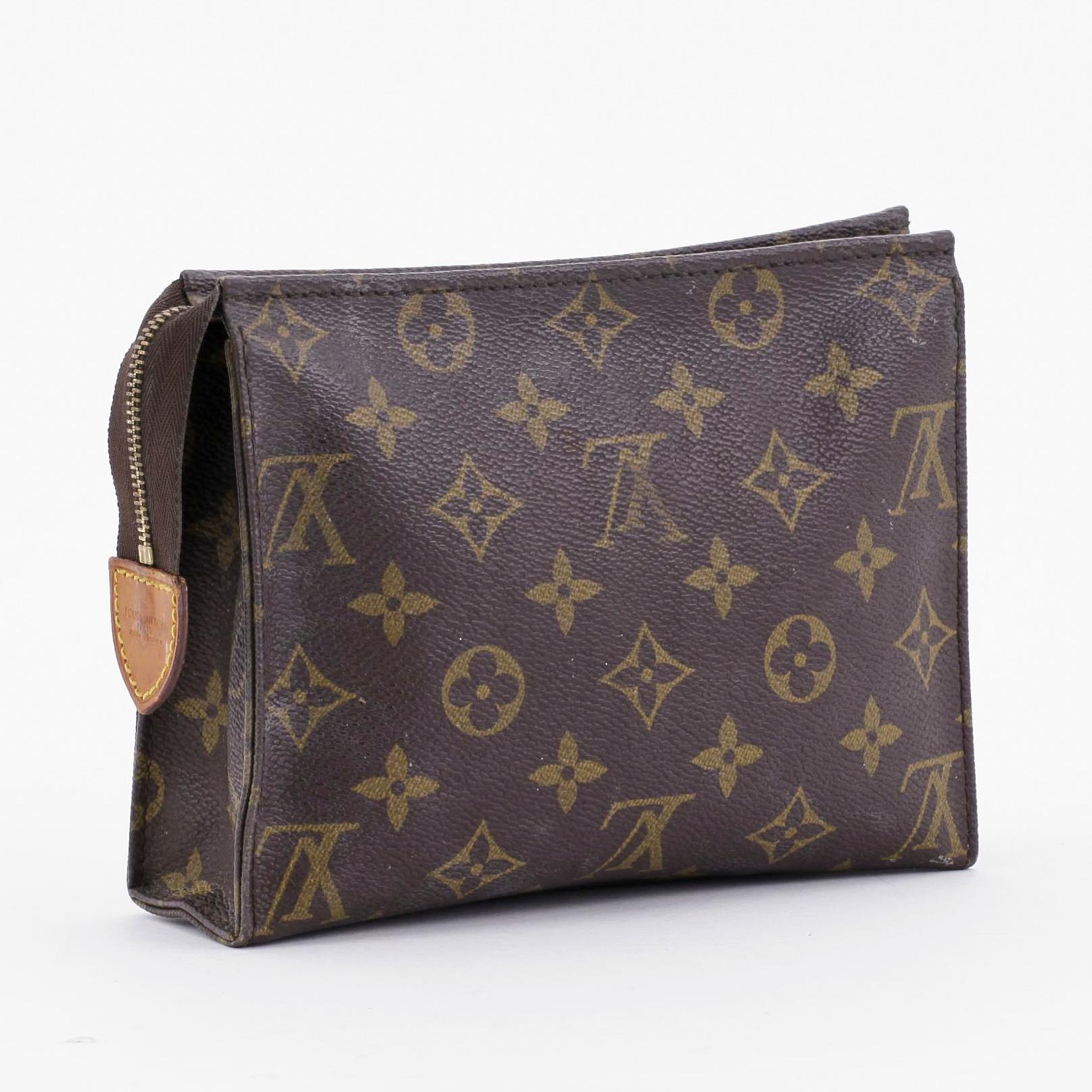 LOUIS VUITTON, necessär.