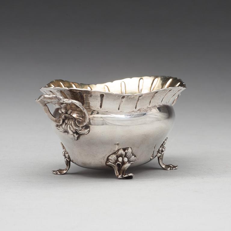 A Swedish 18th century parcel-gilt silver bowl, marked Johan Fagerberg, Karlskrona 1781.