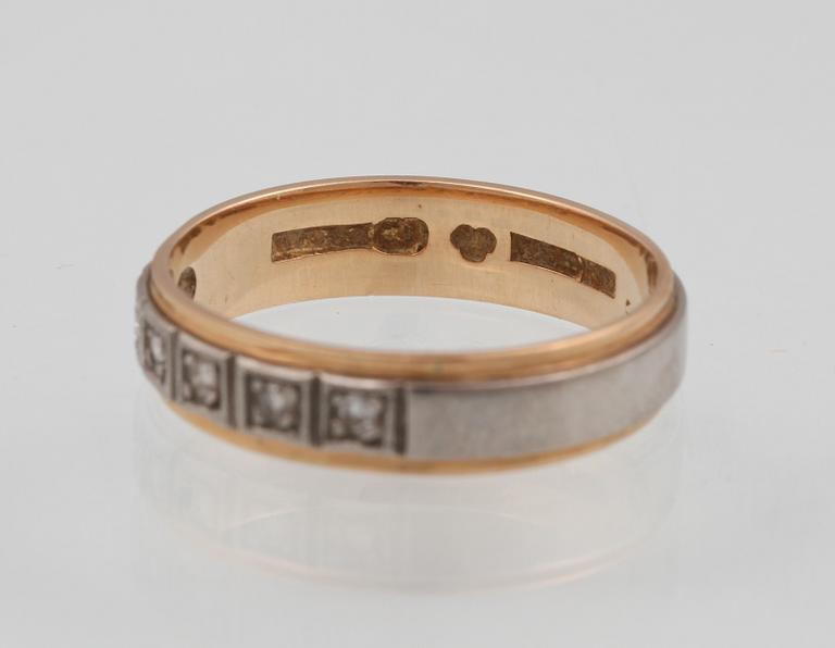 RING, 18K guld med 6 åttkantslipade diamanter, Ceson, Göteborg, 1960. Vikt 3,7 gram.