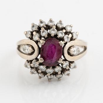 18K white gold, brilliant cut diamond and synthetic ruby ring.