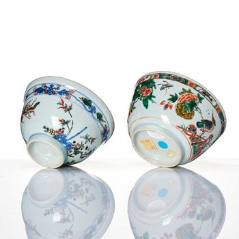 A set of two of famille verte bowls, Qing dynasty, Kangxi (1662-1722).