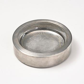 Firma Svenskt Tenn, a pewter and glass ashtray/bowl, Stockholm, 1950.