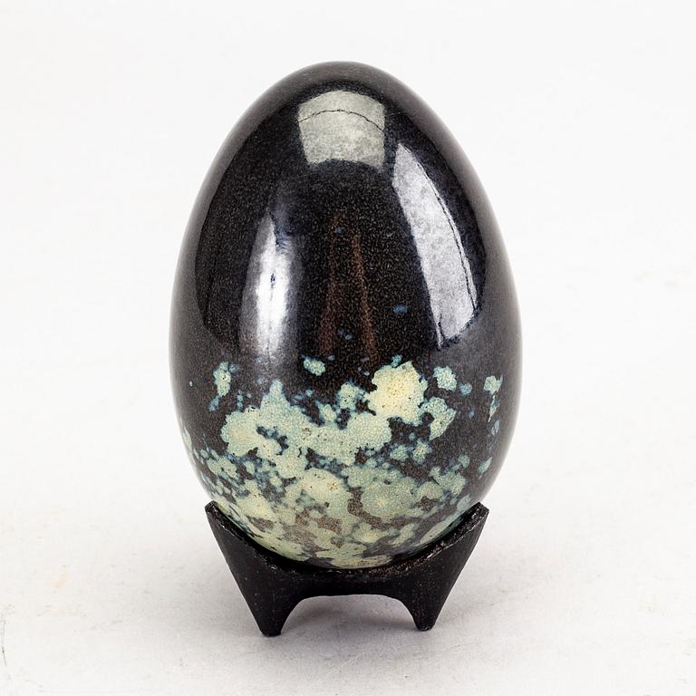 Hans Hedberg, An faience sculpture of an egg by Hans Hedberg, Biot, France.