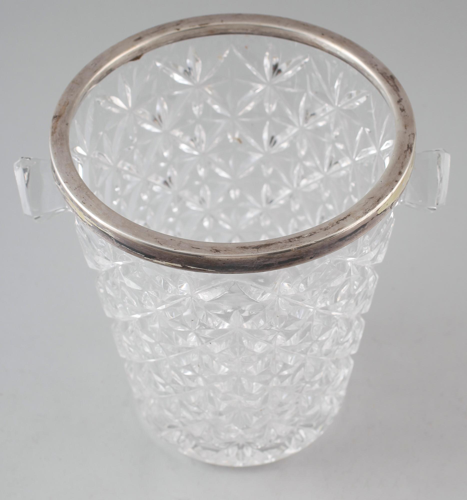 CHAMPAGNEKYLARE, glas, 1900-talets mitt.