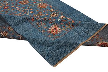 A carpet, Ziegler Ariana, c. 300 x 202 cm.