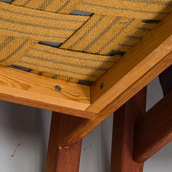 Carl Gustaf Hiort af Ornäs, Nojatuolipari, "Rialto", Puunveisto Oy - Träsnideri Ab, 1900-luvun puoliväli.