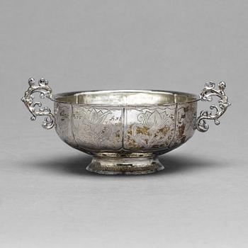 A Swedish 18th century silver brandy-bowl, mark of Anders Menell, Kalmar 1771.