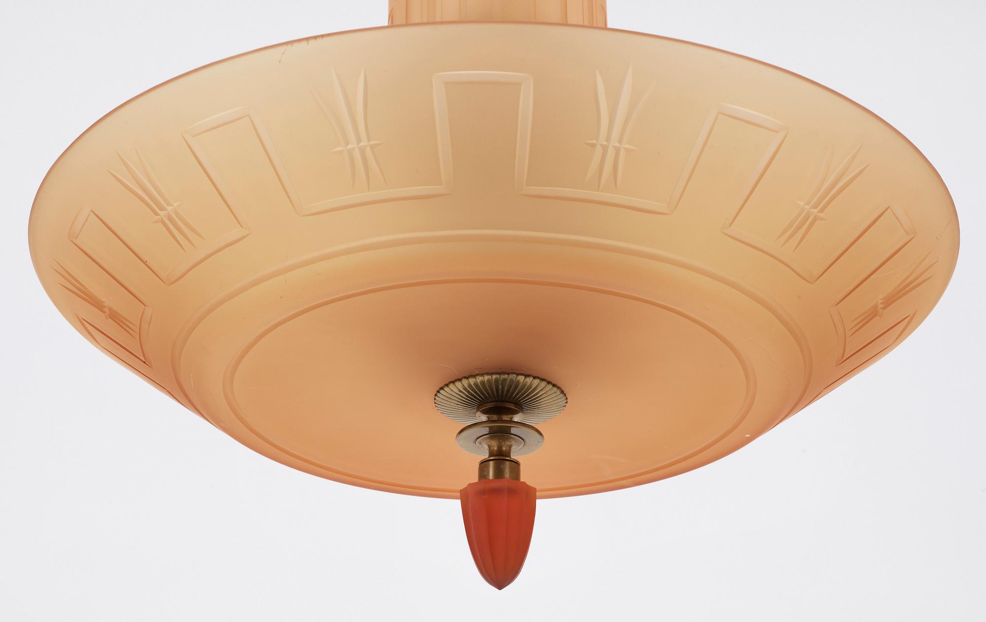 TAKLAMPA, glas, troligen Simon Gate, Böhlmarks, 1930-tal. H 70.