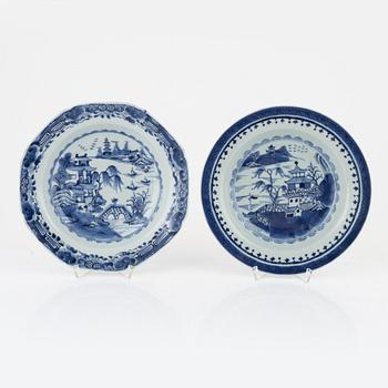 Twelve porcelain plates, China, Qianlong (1736-95).