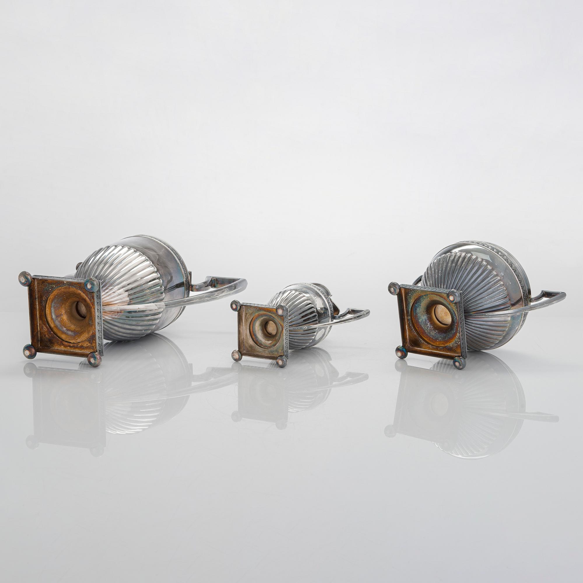 Kahvikalusto, 3 osaa, hopeaa, Kultateollisuus Oy, Turku 1966.