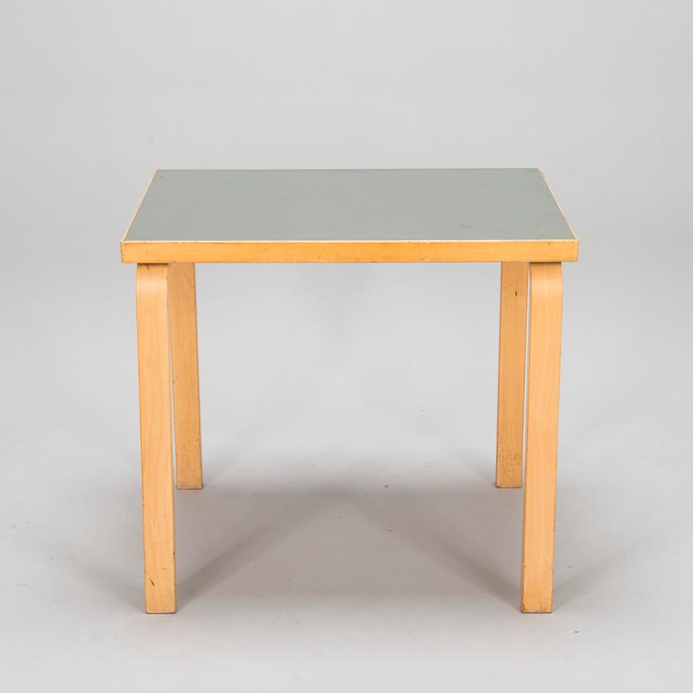 Alvar Aalto, bord,  O.Y. Huonekalu- ja Rakennustyötehdas A.B. 1900-talets mitt.