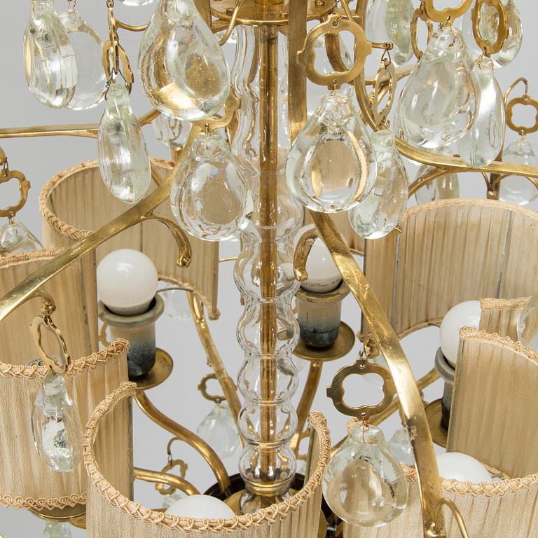 Paavo Tynell, kattokruunu, malli 1487/6, Taito 1900-luvun puoliväli.