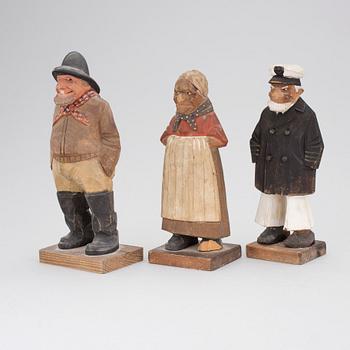 CARL OLOF TRYGG, skulpturer trä, 3 st, signerade, varav en daterad 1946.