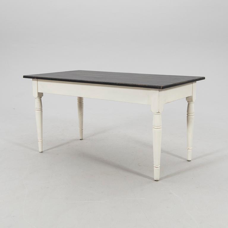 Kitchen table/work table around 1900.