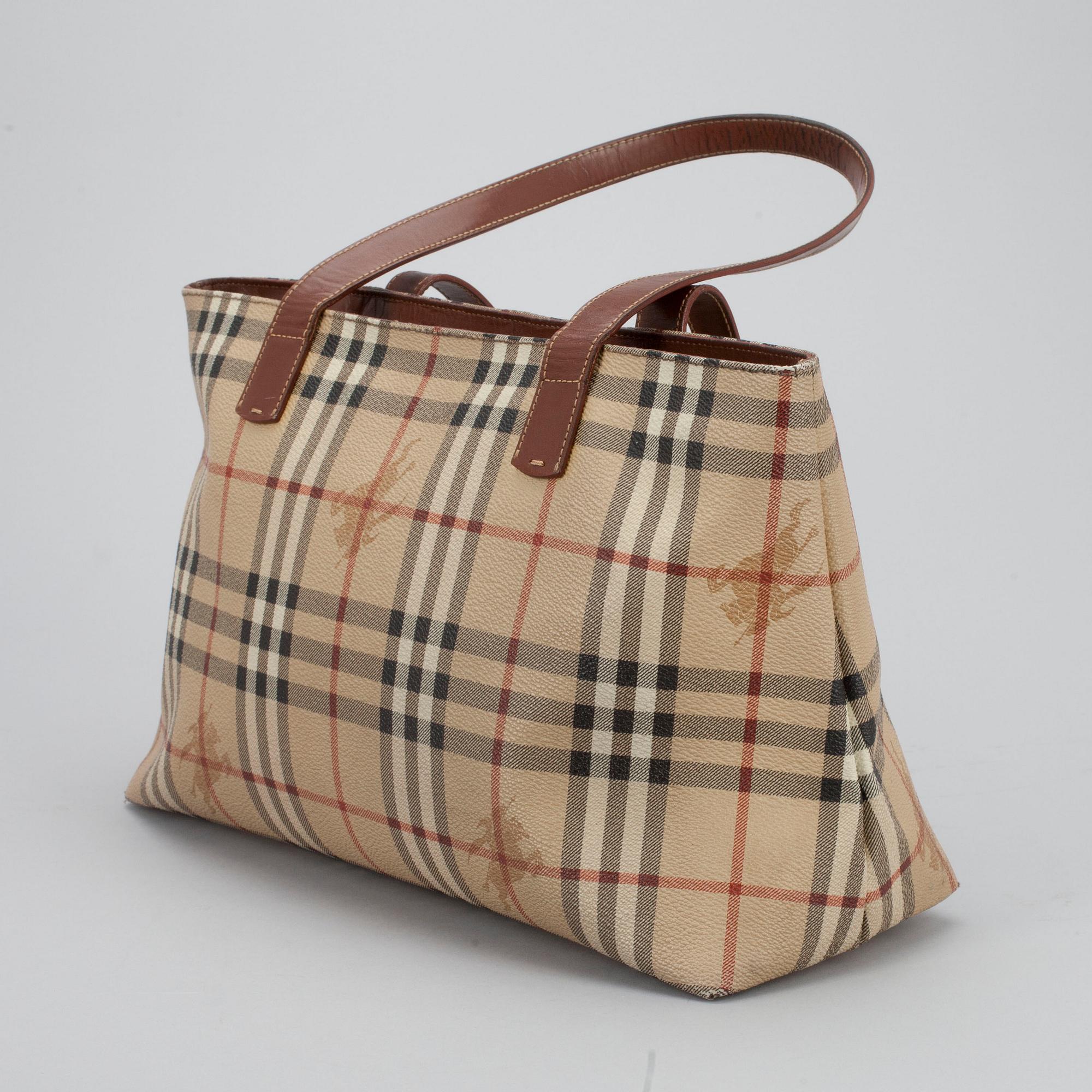 VÄSKA, Burberry.