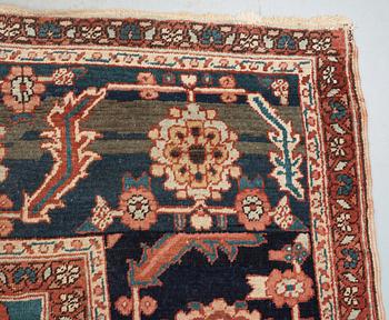 ANTIQUE HERIZ. 545,5 x 388,5 cm.