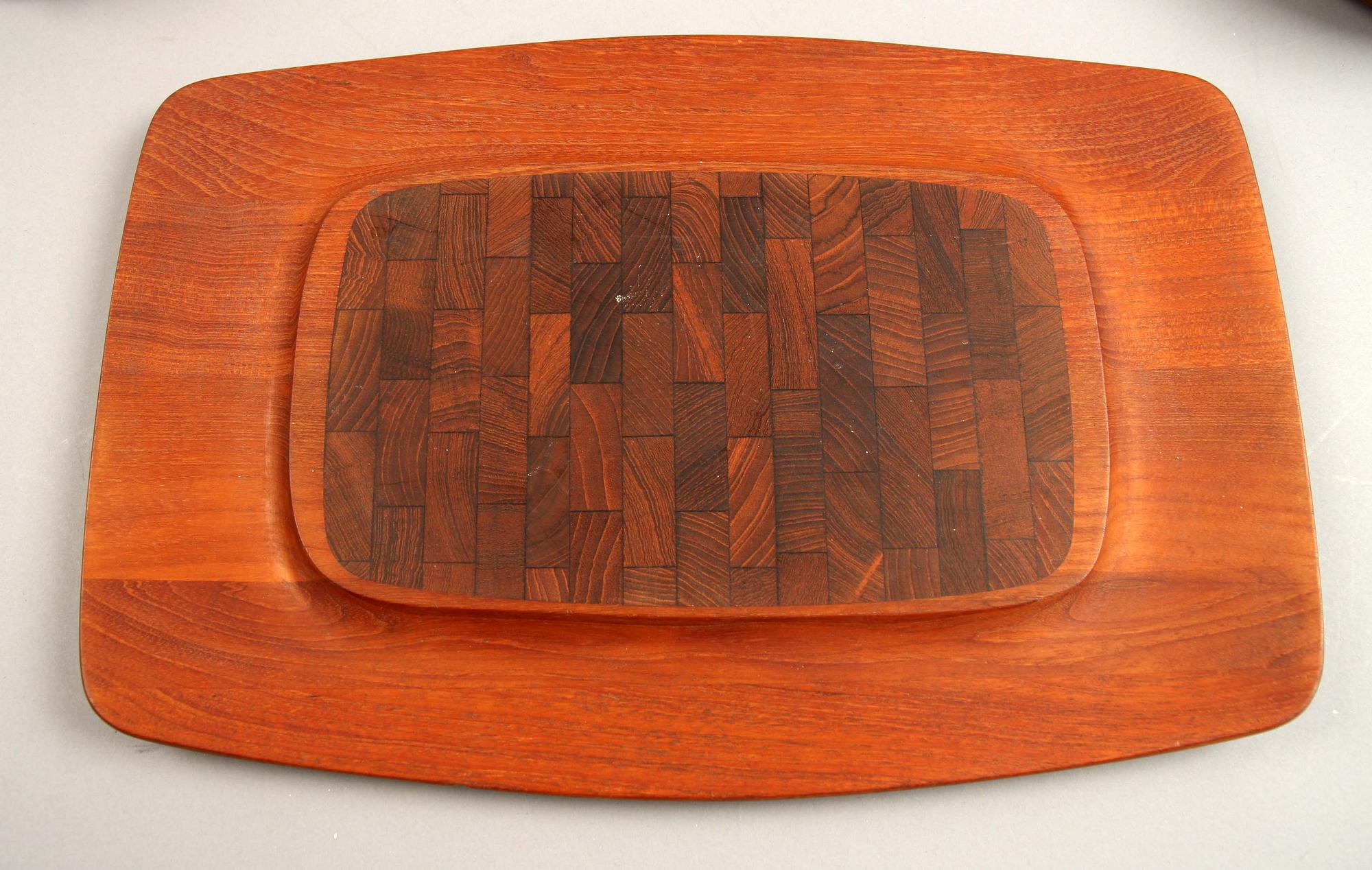 BRICKA, Jens H. Quistgaard samt SKÅLAR, 2 st och NÖTKNÄPPARE, 2 st, Sverige.