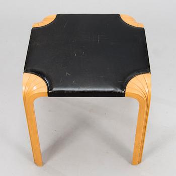ALVAR AALTO, JAKKARA, malli X 602, Artek, 1900-luvun loppu. Muotoiltu 1954.