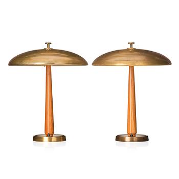 Bertil Brisborg, or Erik Tidstrand, a pair of table lamps, model "30331", Nordiska Kompaniet, 1940s.