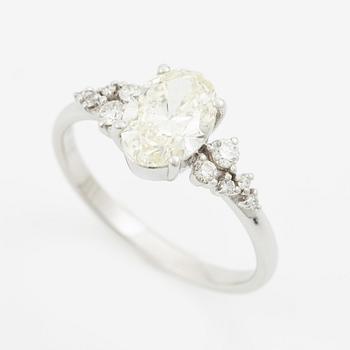 Ring 18K white gold with an oval brilliant-cut diamond 1.29 ct, accompanied by GIA report.
