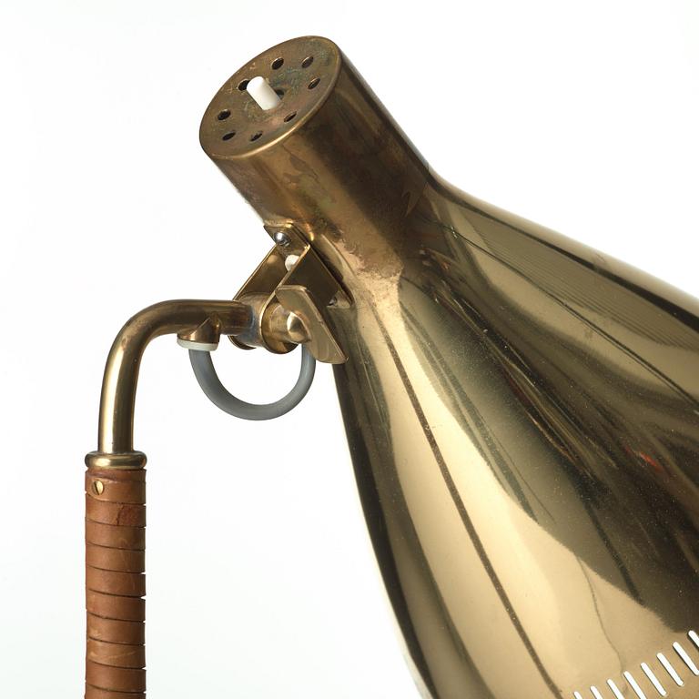 Paavo Tynell, bordslampa, Taito Oy, Finland, 1900-talets mitt, modell 9224.