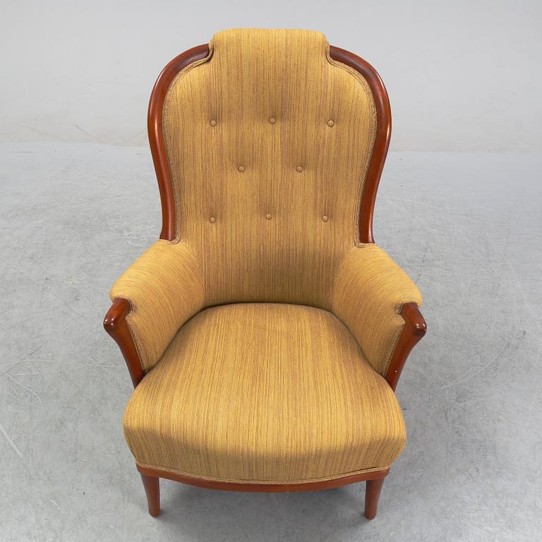 Carl Malmsten, a 'Vår Fru' mahogany easy chair, AB O.H. Sjögren, Tranås.