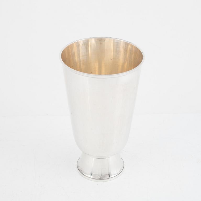 Sven Carlman, bägare på fot, silver, CF Carlman, Stockholm 1952.