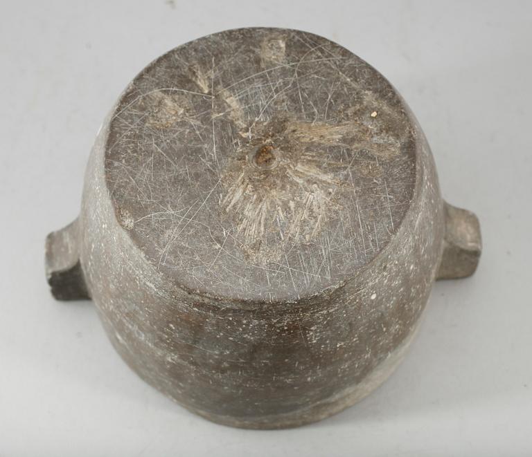 MORTEL MED STÖT, täljsten, 1800-tal.