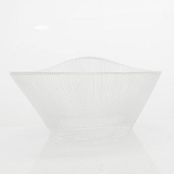 Helena Tynell, a 'Vaakuna' glass bowl, signed H. Tynell Riihimäen Lasi Oy.