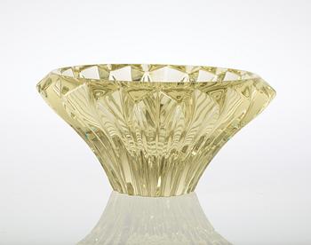 776. An Aimo Okkolin cerium yellow cut crystal glass vase, Finland.