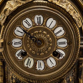 A second half of the 20th century table clock.