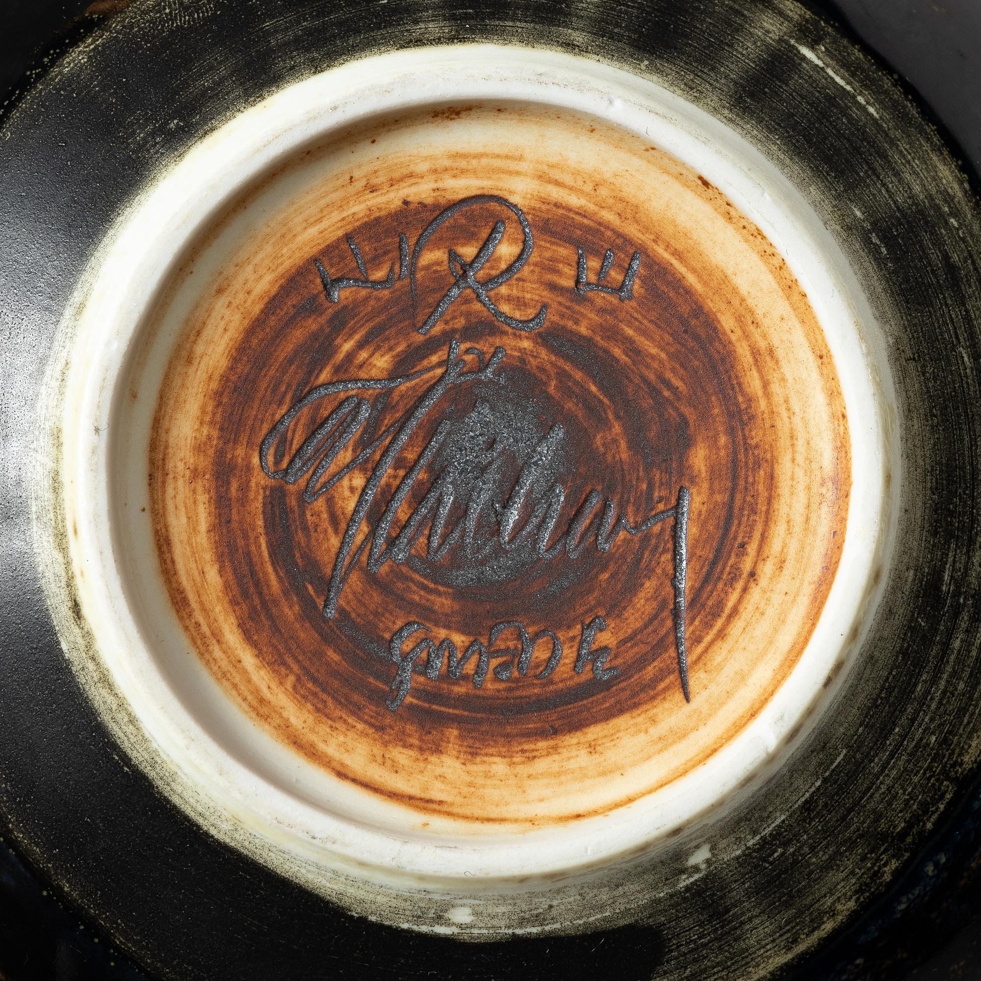 Carl-Harry Stålhane, bowl and Charlotte Hamilton, table lamp, stoneware, Rörstrand.