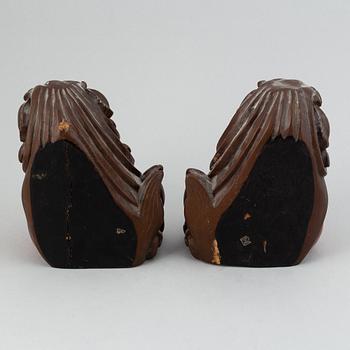 A pair of Japanese book ends, 20th Century.