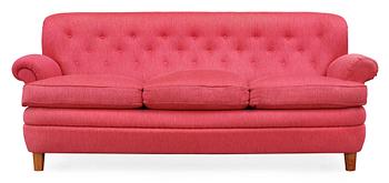458. A Josef Frank sofa by Svenskt Tenn, model 568.