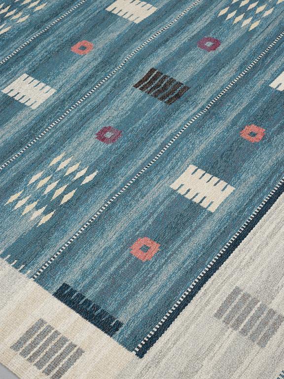 Carl Dangel, CARPET. Flat weave. 304,5 x 203 cm. Signed CD.