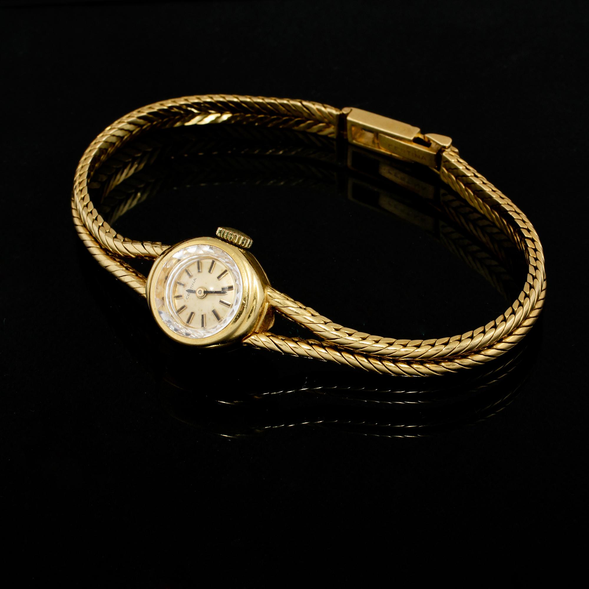ARMBANDSUR, dam, 18 k guld, Certina. Total vikt 22 g.