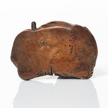 Saltkar / miniatyrer sju stycken, samt netsuke, delvis silver och buxbom, Japan, delvis Meiji (1868-1912).