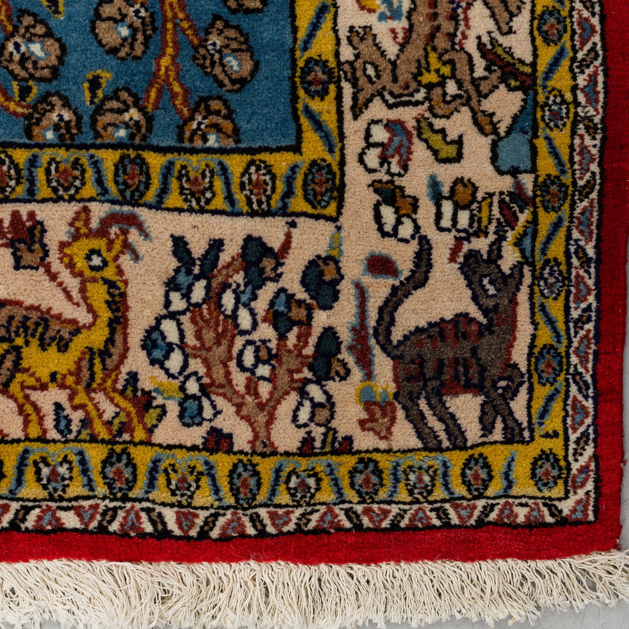MATTO, an old Qum figural, ca 215,5 x 152-154 cm.